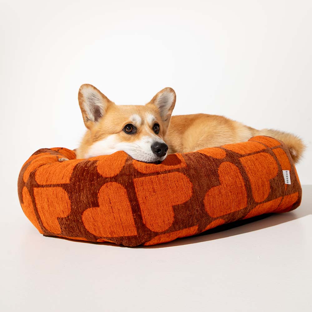 DOGGUO - Heart Round Dog Bed - Brown/Orange