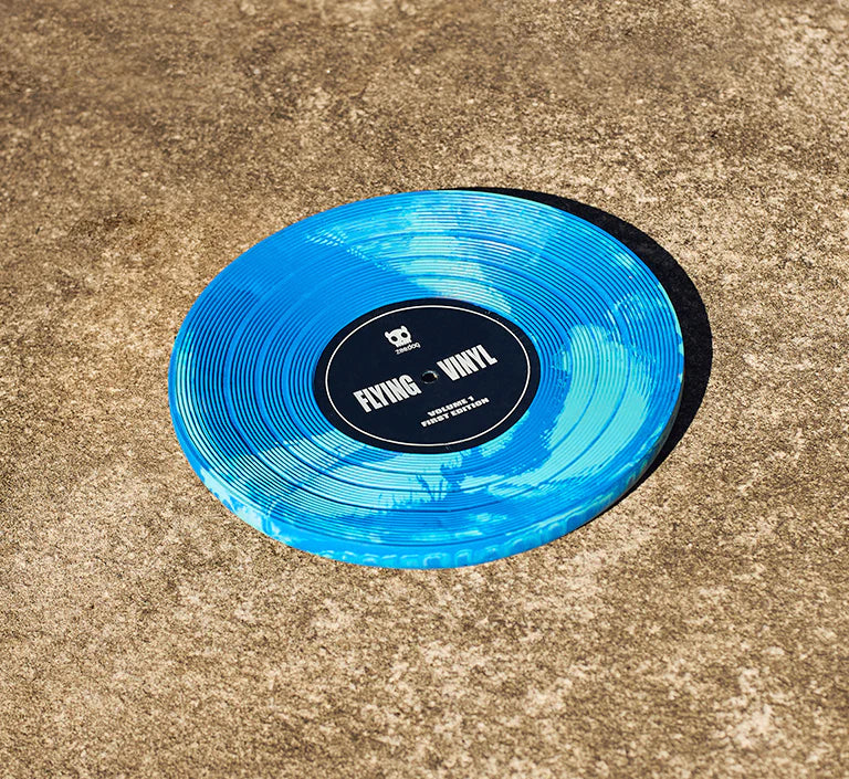 Zee.Dog Frisbee Flying Vinyl